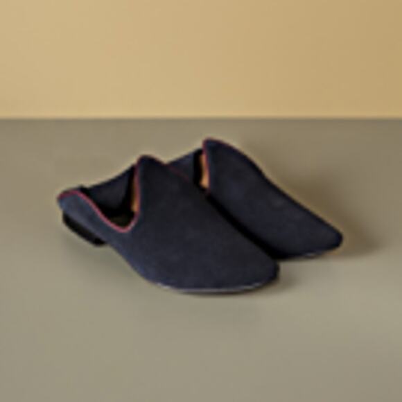 Trademark Tuli Mule - Picture 5 of 5